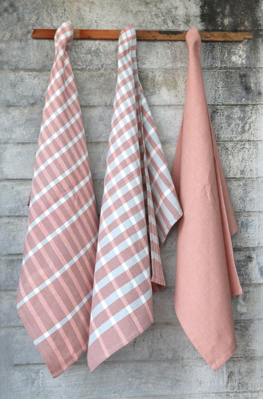 WhatsApp Image 2024-12-14 at 16.12.01 (2) Towels